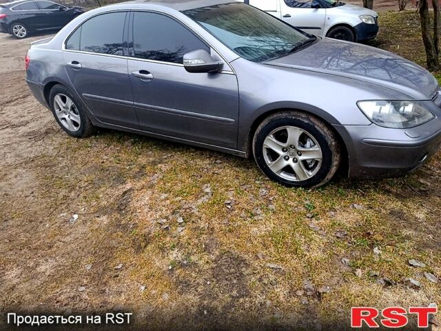 Серый Хонда Легенд, объемом двигателя 3.5 л и пробегом 300 тыс. км за 4000 $, фото 1 на Automoto.ua