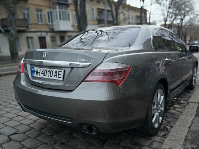 Серый Хонда Легенд, объемом двигателя 3.7 л и пробегом 120 тыс. км за 10000 $, фото 1 на Automoto.ua