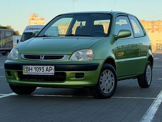Зеленый Хонда Лого, объемом двигателя 1.4 л и пробегом 140 тыс. км за 2100 $, фото 1 на Automoto.ua