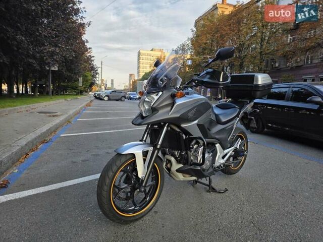 Сірий Хонда NC 700X, об'ємом двигуна 0.67 л та пробігом 26 тис. км за 7500 $, фото 1 на Automoto.ua