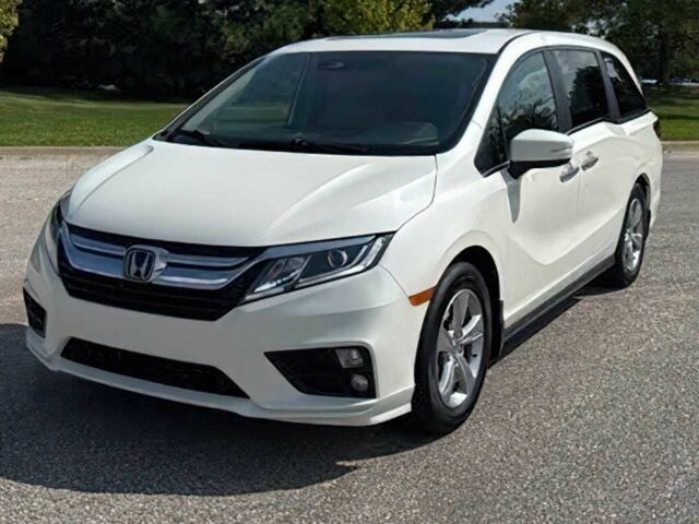 Белый Хонда Одиссей, объемом двигателя 3.5 л и пробегом 39 тыс. км за 13000 $, фото 1 на Automoto.ua