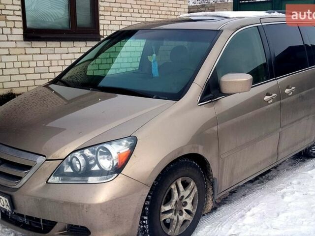 Серый Хонда Одиссей, объемом двигателя 3.5 л и пробегом 230 тыс. км за 6000 $, фото 1 на Automoto.ua
