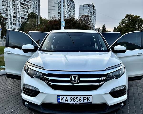 Білий Хонда Пілот, об'ємом двигуна 3.47 л та пробігом 120 тис. км за 18500 $, фото 1 на Automoto.ua
