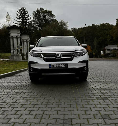 Белый Хонда Пилот, объемом двигателя 3.5 л и пробегом 20 тыс. км за 32000 $, фото 1 на Automoto.ua