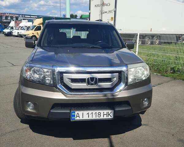 Бежевый Хонда Пилот, объемом двигателя 3.47 л и пробегом 264 тыс. км за 12500 $, фото 1 на Automoto.ua