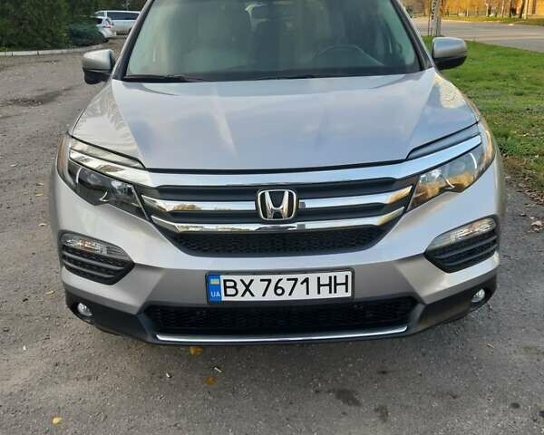 Серый Хонда Пилот, объемом двигателя 3.5 л и пробегом 86 тыс. км за 25300 $, фото 1 на Automoto.ua