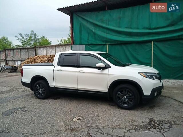 Білий Хонда Ріджлайн, об'ємом двигуна 3.5 л та пробігом 80 тис. км за 25500 $, фото 1 на Automoto.ua