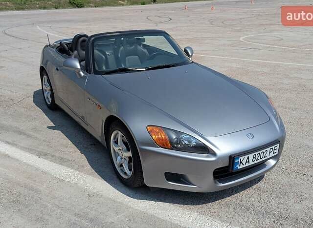 Серый Хонда С2000, объемом двигателя 2 л и пробегом 54 тыс. км за 42000 $, фото 1 на Automoto.ua