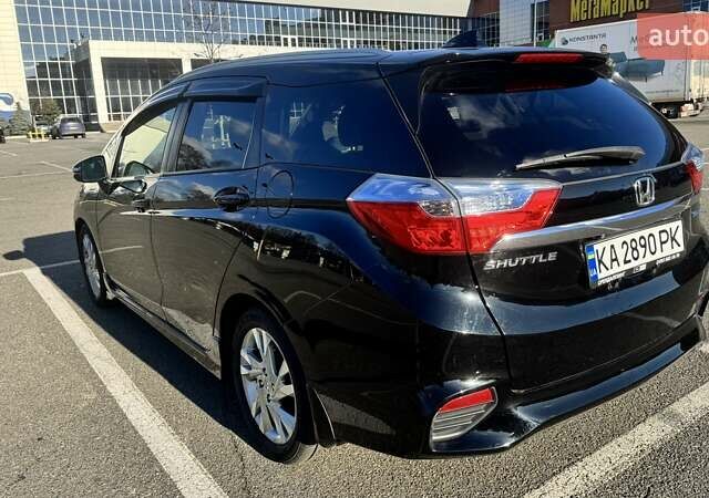 Черный Хонда Шатл, объемом двигателя 1.5 л и пробегом 60 тыс. км за 12500 $, фото 1 на Automoto.ua