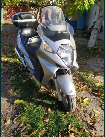 Сірий Хонда Silver Wing 600, об'ємом двигуна 0.59 л та пробігом 56 тис. км за 3000 $, фото 1 на Automoto.ua