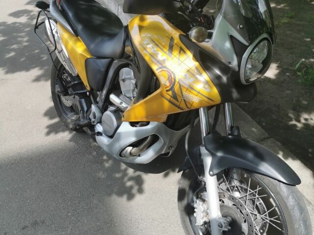 Хонда Трансалп, объемом двигателя 0.7 л и пробегом 0 тыс. км за 4390 $, фото 1 на Automoto.ua