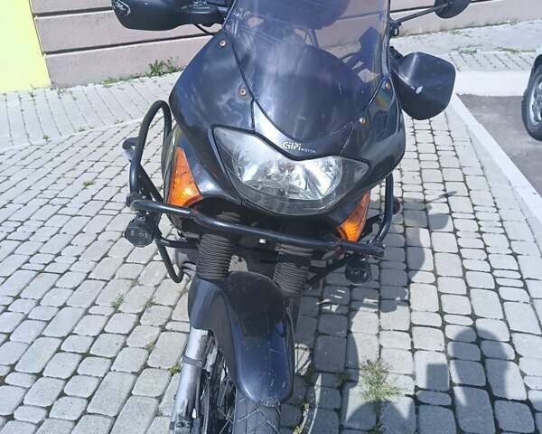 Черный Хонда XL 650V Transalp, объемом двигателя 0.65 л и пробегом 67 тыс. км за 3700 $, фото 1 на Automoto.ua