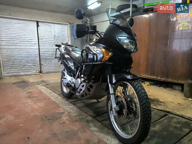 Черный Хонда XL 650V Transalp, объемом двигателя 0.65 л и пробегом 78 тыс. км за 3900 $, фото 1 на Automoto.ua