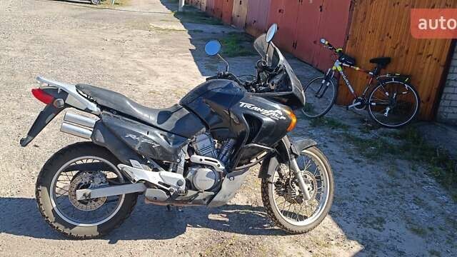 Черный Хонда XL 650V Transalp, объемом двигателя 0.65 л и пробегом 56 тыс. км за 2500 $, фото 1 на Automoto.ua