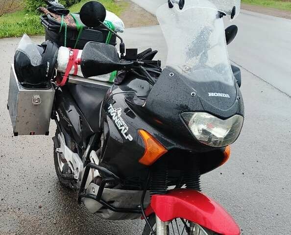 Черный Хонда XL 650V Transalp, объемом двигателя 0.65 л и пробегом 44 тыс. км за 3750 $, фото 1 на Automoto.ua