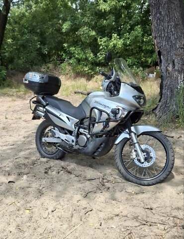 Хонда XL 650V Transalp, объемом двигателя 0.65 л и пробегом 65 тыс. км за 4000 $, фото 1 на Automoto.ua