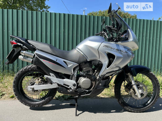 Сірий Хонда XL 650V Transalp, об'ємом двигуна 0.65 л та пробігом 59 тис. км за 3999 $, фото 1 на Automoto.ua