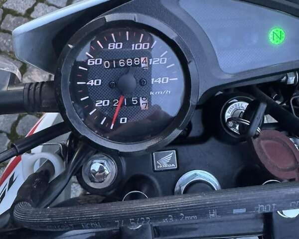 Белый Хонда XR 150L, объемом двигателя 0.15 л и пробегом 1 тыс. км за 2550 $, фото 1 на Automoto.ua