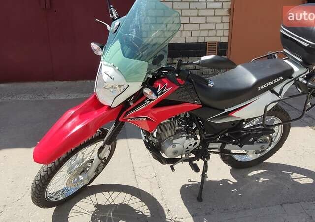 Красный Хонда XR 150L, объемом двигателя 0.15 л и пробегом 12 тыс. км за 1500 $, фото 1 на Automoto.ua