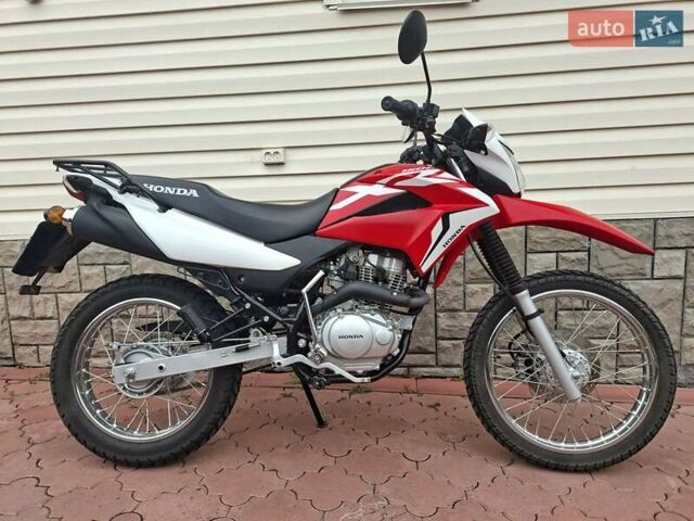 Красный Хонда XR 150L, объемом двигателя 0.15 л и пробегом 2 тыс. км за 2400 $, фото 1 на Automoto.ua