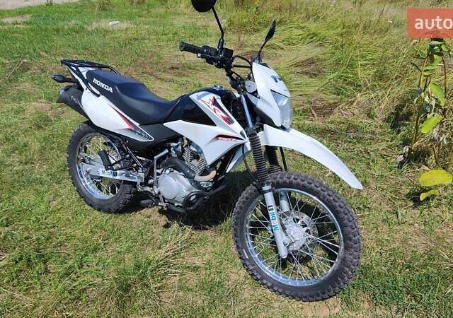 Хонда XR 150L, объемом двигателя 0.15 л и пробегом 15 тыс. км за 1900 $, фото 1 на Automoto.ua