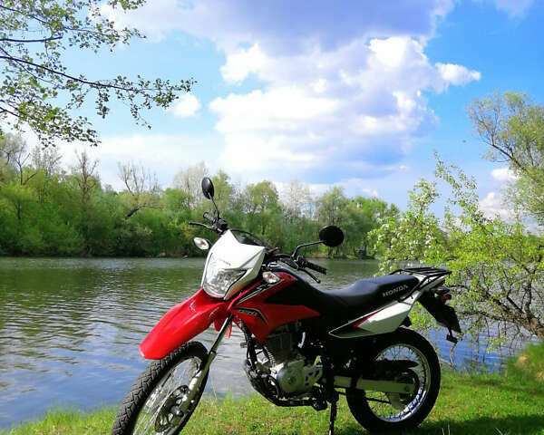 Хонда XR 150L, объемом двигателя 0.15 л и пробегом 13 тыс. км за 1800 $, фото 1 на Automoto.ua