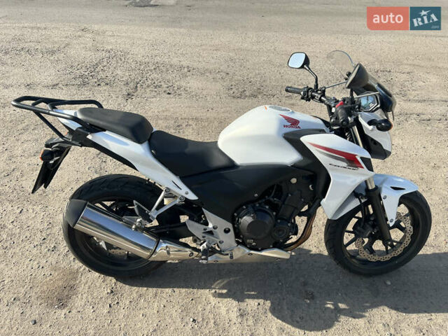 Білий Хонда CB 400F, об'ємом двигуна 0.4 л та пробігом 14 тис. км за 4700 $, фото 1 на Automoto.ua