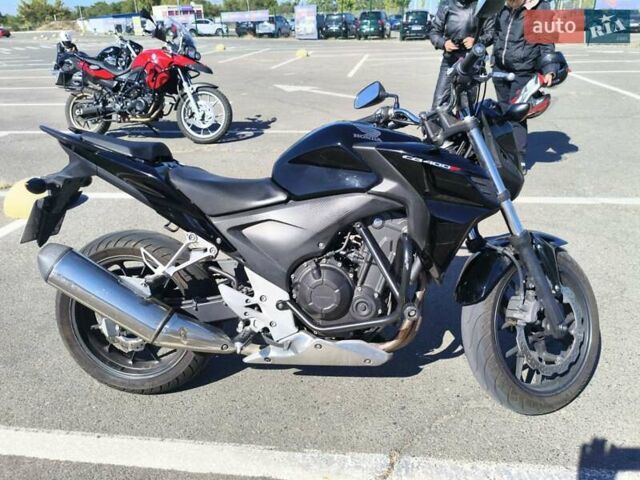 Черный Хонда CB 400F, объемом двигателя 0.4 л и пробегом 25 тыс. км за 5000 $, фото 1 на Automoto.ua