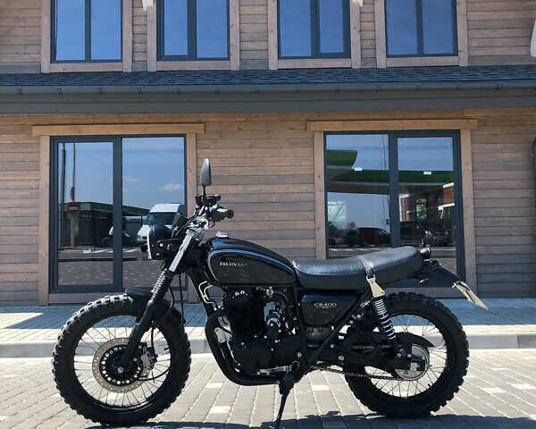 Черный Хонда CB 400SF, объемом двигателя 0.4 л и пробегом 30 тыс. км за 3500 $, фото 1 на Automoto.ua