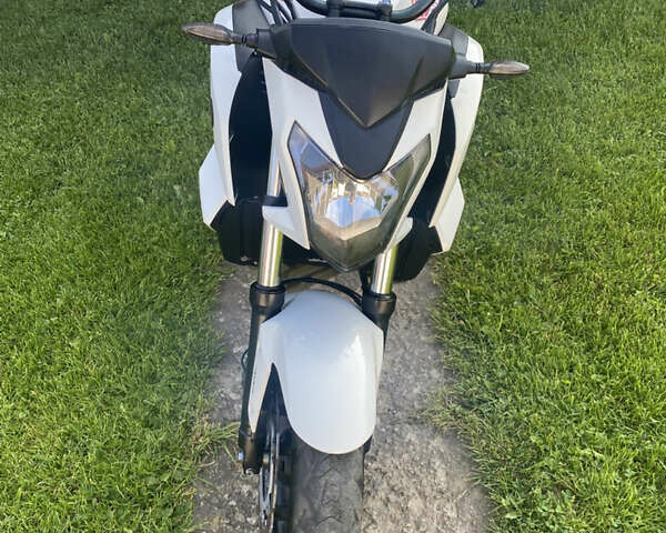 Білий Хонда CB 600F Hornet, об'ємом двигуна 0 л та пробігом 26 тис. км за 3100 $, фото 1 на Automoto.ua
