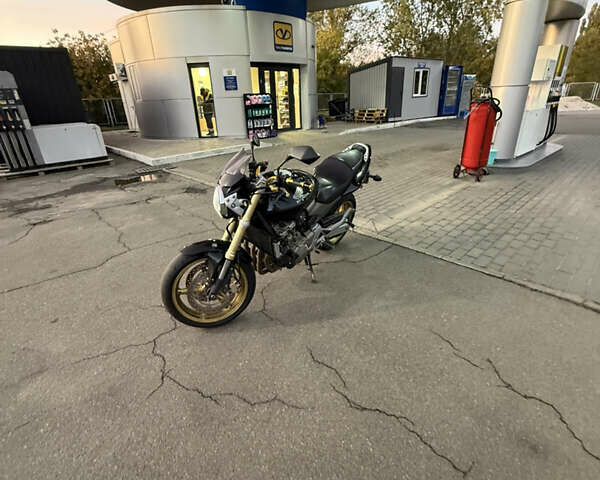 Черный Хонда CB 600F Hornet, объемом двигателя 0.6 л и пробегом 52 тыс. км за 5000 $, фото 1 на Automoto.ua