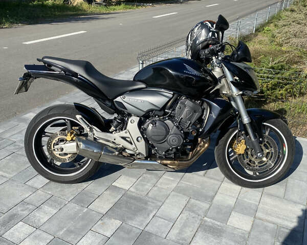 Черный Хонда CB 600F Hornet, объемом двигателя 0.6 л и пробегом 55 тыс. км за 4500 $, фото 1 на Automoto.ua