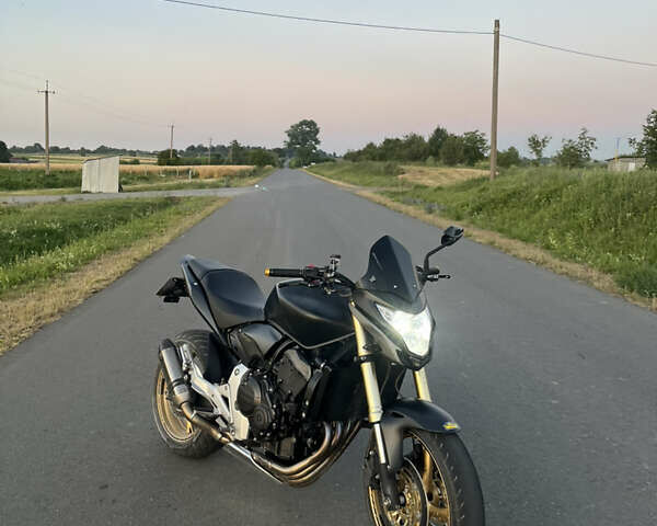 Черный Хонда CB 600F Hornet, объемом двигателя 0.6 л и пробегом 41 тыс. км за 7000 $, фото 1 на Automoto.ua