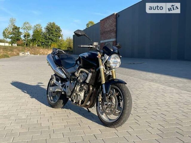 Черный Хонда CB 600F Hornet, объемом двигателя 0.6 л и пробегом 32 тыс. км за 4500 $, фото 1 на Automoto.ua