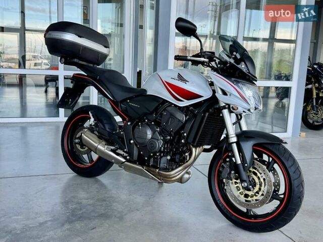 Хонда CB 600F Hornet, об'ємом двигуна 0.6 л та пробігом 35 тис. км за 5999 $, фото 1 на Automoto.ua