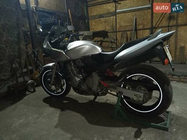 Серый Хонда CB 600F Hornet, объемом двигателя 0 л и пробегом 45 тыс. км за 3500 $, фото 1 на Automoto.ua