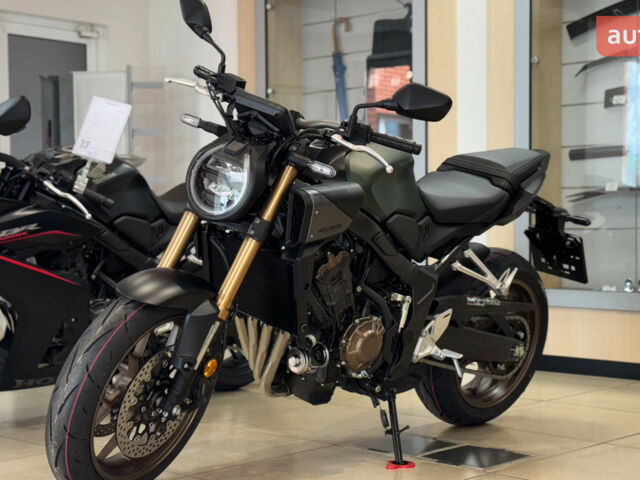 Хонда CB 650R, объемом двигателя 0.65 л и пробегом 0 тыс. км за 10572 $, фото 1 на Automoto.ua
