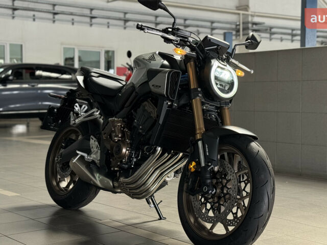 Хонда CB 650R, объемом двигателя 0.65 л и пробегом 0 тыс. км за 10085 $, фото 1 на Automoto.ua
