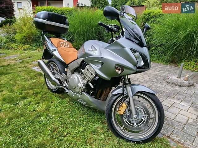 Хонда CBF 1000A, объемом двигателя 1 л и пробегом 44 тыс. км за 5900 $, фото 1 на Automoto.ua