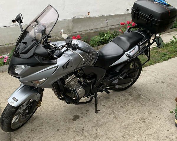 Хонда CBF 600N, объемом двигателя 0 л и пробегом 60 тыс. км за 5500 $, фото 1 на Automoto.ua