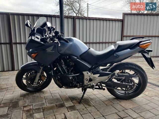 Серый Хонда CBF 600S, объемом двигателя 0 л и пробегом 31 тыс. км за 4300 $, фото 1 на Automoto.ua