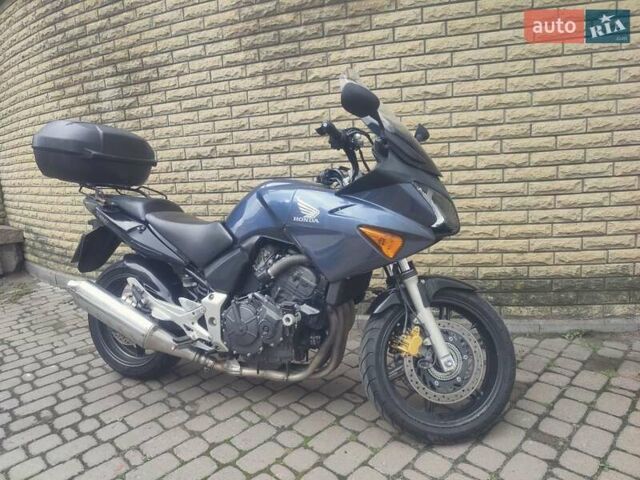 Хонда CBF 600SA, объемом двигателя 0 л и пробегом 80 тыс. км за 3999 $, фото 1 на Automoto.ua