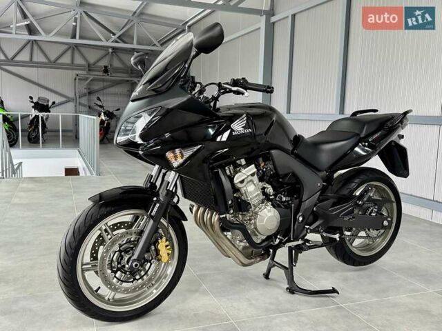 Хонда CBF 600SA, объемом двигателя 0.6 л и пробегом 16 тыс. км за 5799 $, фото 1 на Automoto.ua