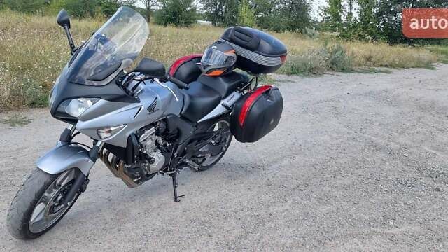 Хонда CBF 600SA, объемом двигателя 0 л и пробегом 27 тыс. км за 5650 $, фото 1 на Automoto.ua