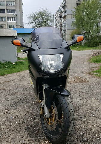 Черный Хонда CBR 1100, объемом двигателя 1.1 л и пробегом 82 тыс. км за 4000 $, фото 1 на Automoto.ua