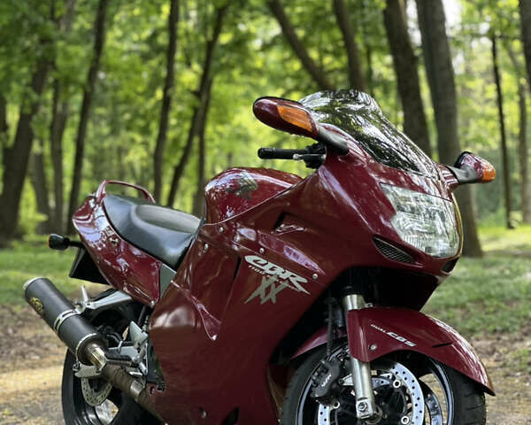 Червоний Хонда CBR 1100XX Blackbird, об'ємом двигуна 1.1 л та пробігом 74 тис. км за 6000 $, фото 1 на Automoto.ua