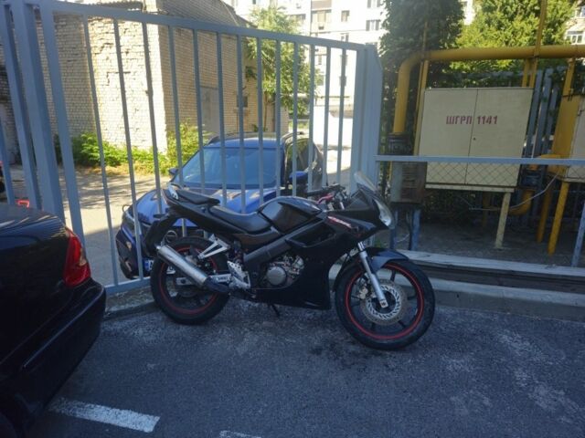 Хонда CBR 125, объемом двигателя 0.13 л и пробегом 0 тыс. км за 900 $, фото 1 на Automoto.ua