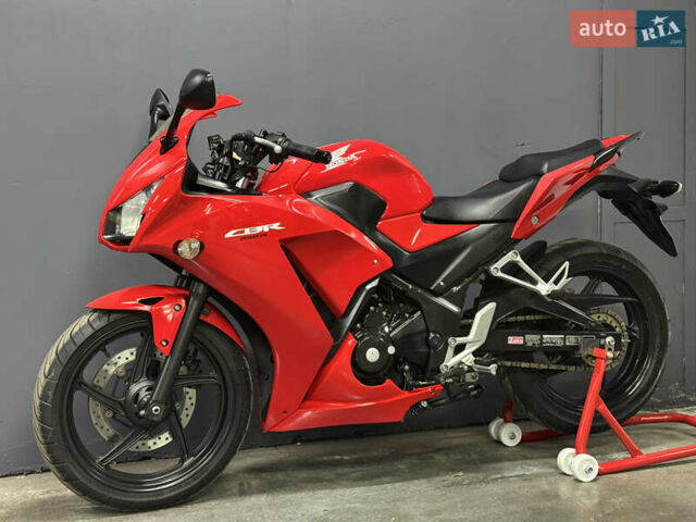 Хонда CBR 250R, объемом двигателя 0.25 л и пробегом 30 тыс. км за 3500 $, фото 1 на Automoto.ua