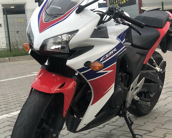 Білий Хонда CBR 400R, об'ємом двигуна 0.4 л та пробігом 36 тис. км за 4200 $, фото 1 на Automoto.ua