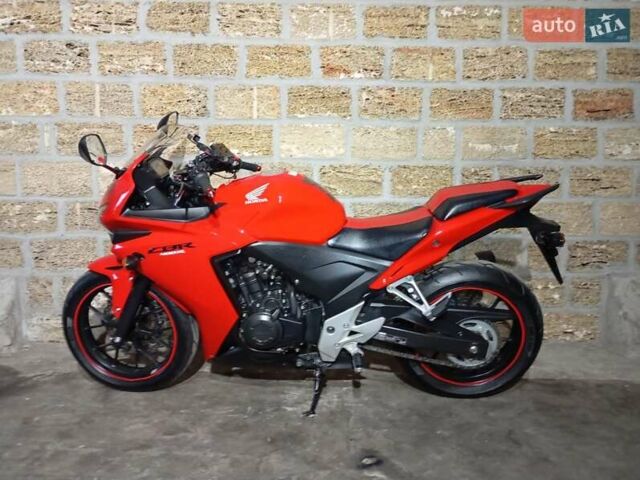 Хонда CBR 400R, объемом двигателя 0 л и пробегом 13 тыс. км за 4100 $, фото 1 на Automoto.ua